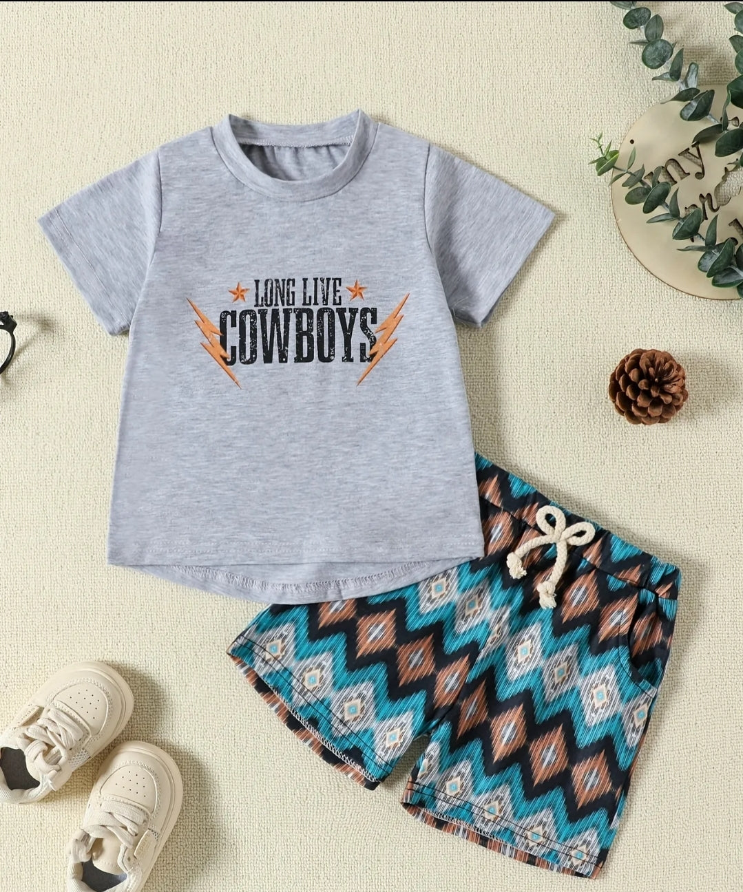 Long Live Cowboys Shorts Outfit