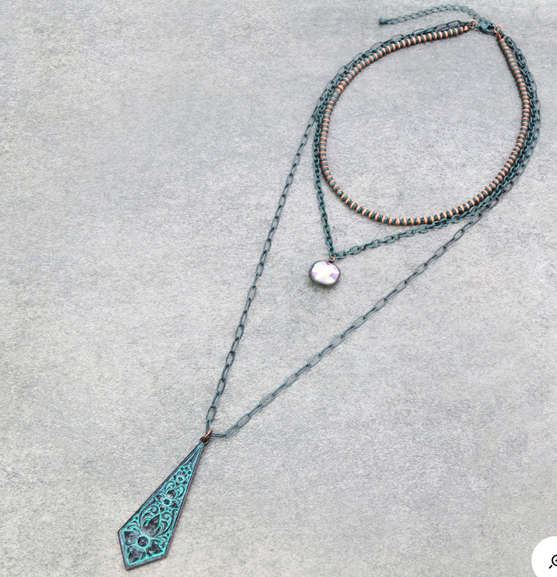 Flower Casting Kite with Stone 3Row Necklace