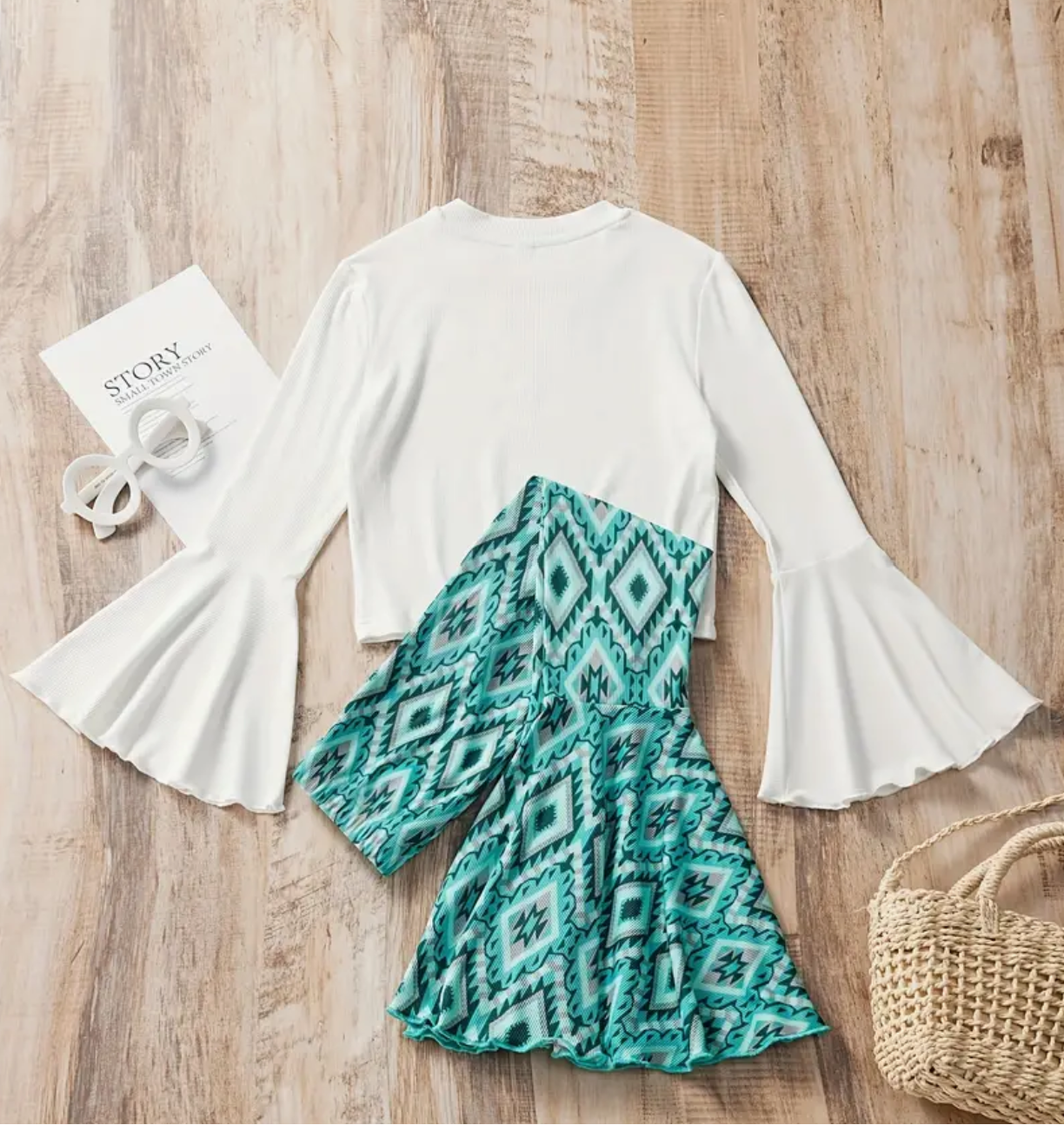 Girls Long Sleeve White and Turquoise Outfit