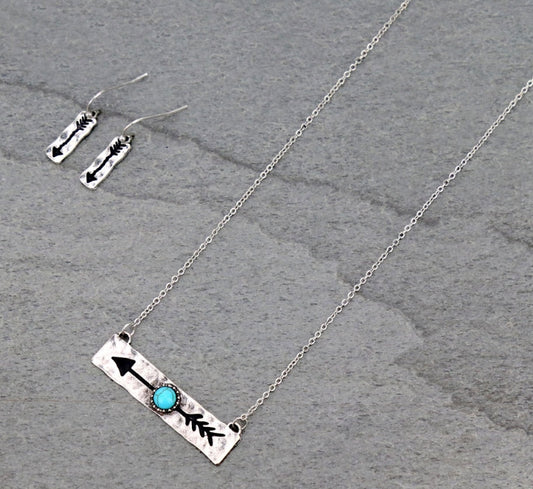 ARROW TQ BAR Necklace Set