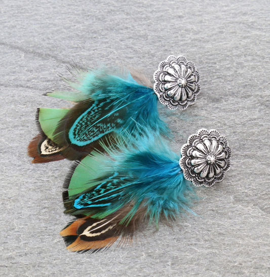 2.75″ Western Concho with Feather Stud Earrings