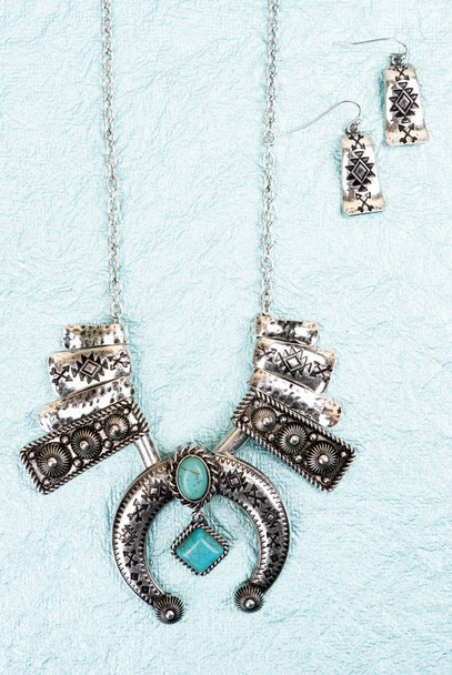 Whispering Winds Turquoise and Silvertone Necklace and Earring