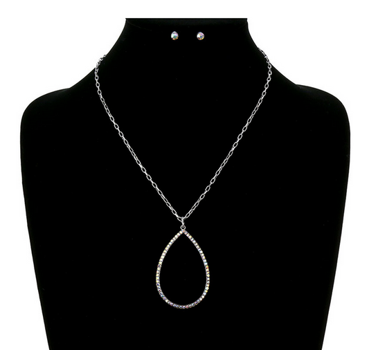 Teardrop Pendant Necklace Set