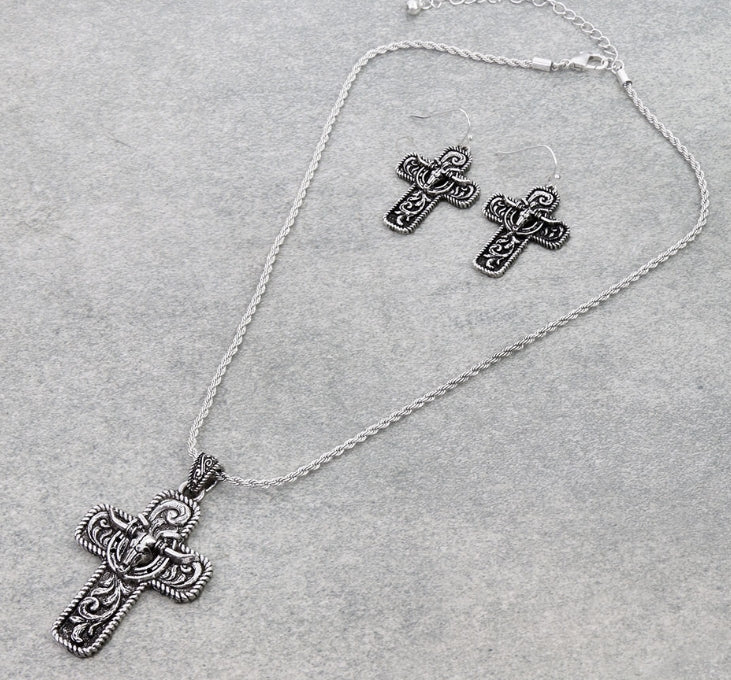 Western Filigree Cross Steer Skull Necklace Set