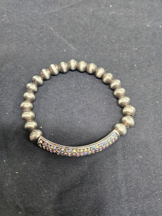 Navajo Pearl Rhinestone Accent Bracelet