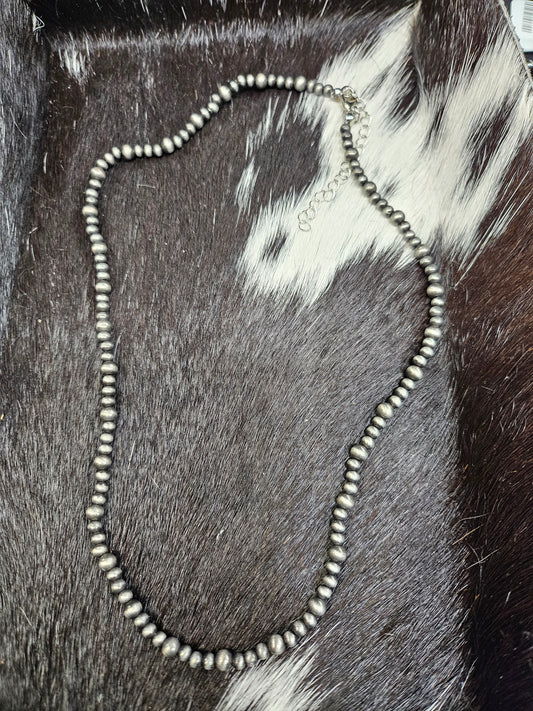 Plain Navajo Pearl Necklace