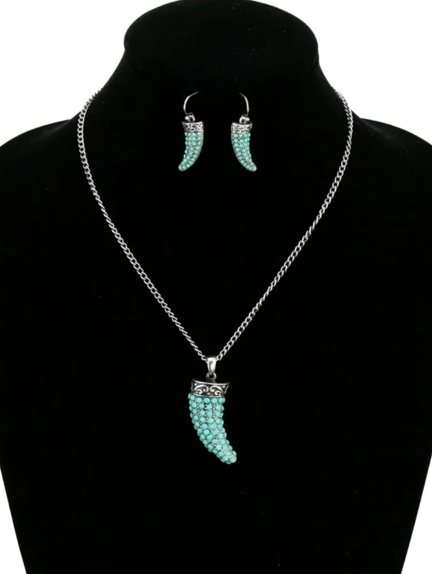 Western Claw with Bead Necklace Set