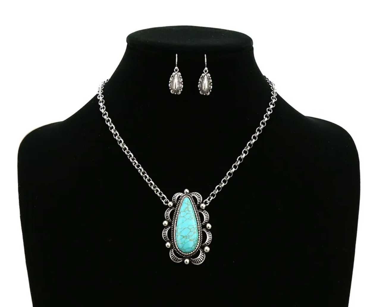Western Teardrop Stone Necklace Set